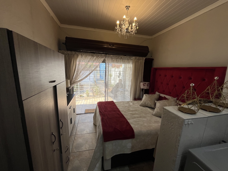 To Let 1 Bedroom Property for Rent in Protea Park North West